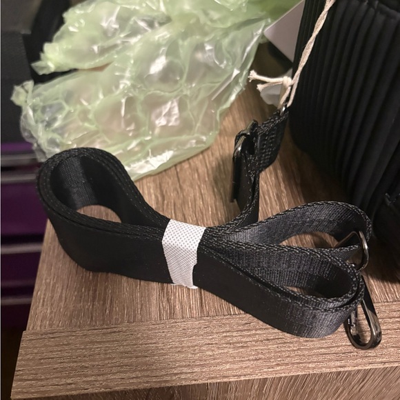 Loungefly Disney Villains Maleficent Convertible Mini Backpack - Picture 4 of 5